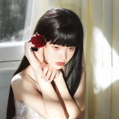 冲浪女孩布鲁娜